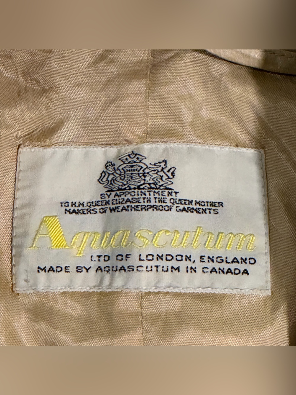 Vintage Aquascutum London Tan Trench Coat - Picture 4 of 13
